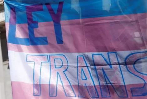 Canarias es la única comunidad en la que las mujeres usan más la 'ley trans' que los hombres
