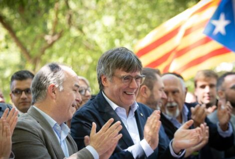 Puigdemont apuesta por un govern independentista si logran «una mayoría simple, pero sólida»