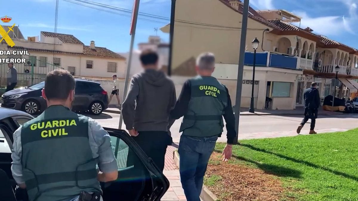Detenidos en España cien estafadores del ‘hijo en apuros’ tras captar casi un millón de euros