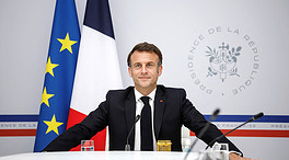 El partido de Macron mejora, pero sigue tercero lejos de la ultraderecha, según los sondeos