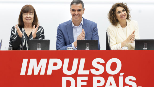 Sánchez cree que el 21-A catapulta al PSOE para las catalanas frente al «pinchazo» del PP