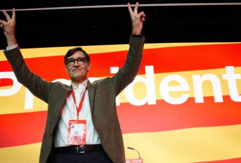 El anuncio de Sánchez hace estallar la campaña catalana: Junts y ERC temen que refuerce a Illa