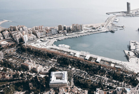 Batalla judicial por la construcción de un rascacielos catarí en el puerto de Málaga