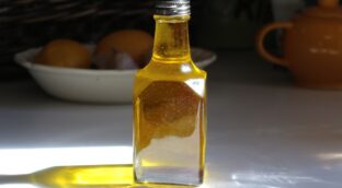 La OCU resuelve la duda: esta es la fecha en la que bajará el precio del aceite de oliva