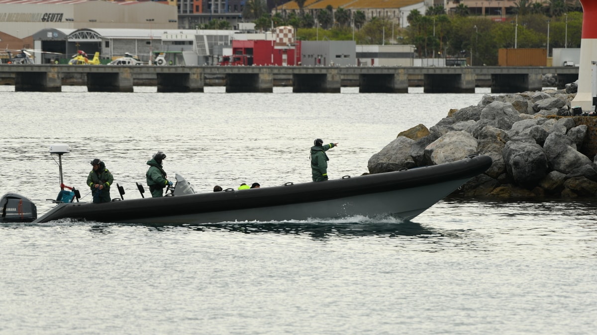 El Gobierno estudia cómo castigar el 'petaqueo' en alta mar a las narcolanchas