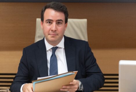El PSOE cerca a un alto cargo de Almería por la compra de mascarillas: «Jamás recibí comisión»