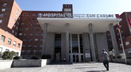 Los MIR del hospital madrileño Clínico San Carlos denuncian impagos en sus nóminas