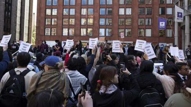 Las protestas propalestinas en la Universidad de Nueva York dejaron al menos 150 detenidos