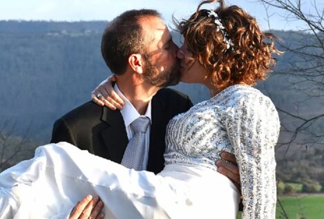 El exobispo de Solsona Xavier Novell se casa por la Iglesia gracias al permiso del Papa