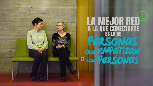 La Federación Española de Párkinson reivindica la inteligencia emocional en una campaña sobre la importancia de las redes de apoyo y cuidados