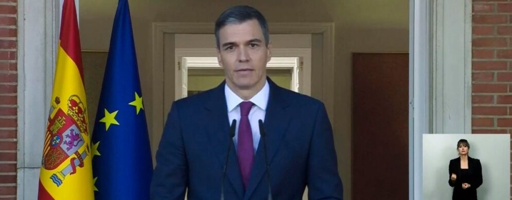 Sánchez no dimite y continúa como presidente: «He decidido seguir, con más fuerza si cabe»