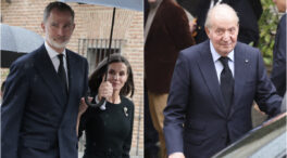 El cara a cara de Letizia y Juan Carlos: gesto cómplice, confesiones y un cariñoso saludo