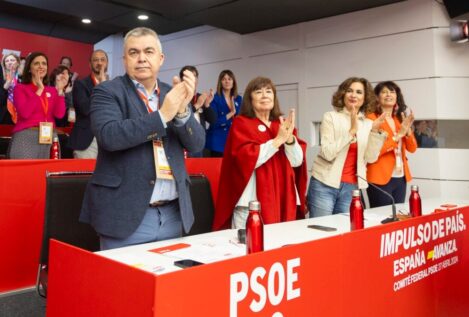 El PSOE teme que Sánchez cambie a su núcleo duro: «Sabe que no tiene guardia pretoriana»