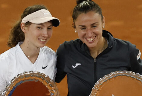 Sara Sorribes y Cristina Bucsa logran el primer título para una pareja española en Madrid