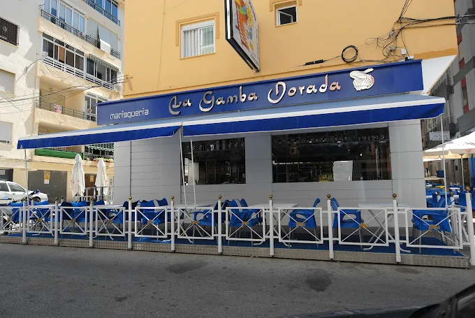 Terraza del restaurante La Gamba Dorada, Vélez-Málaga. 
La Gamba Dorada