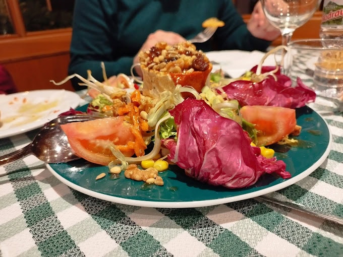 Uno de los platos del Restaurant La Llosa, Cornellá de Llobregat. Iara Aroa