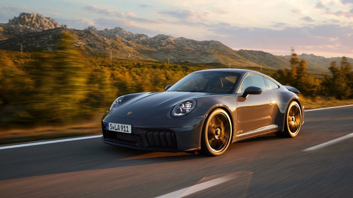 Porsche abre a pedidos para el nuevo 911 Carrera GTS híbrido desde 149.302 euros