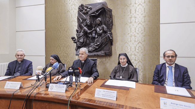 El Vaticano media en el conflicto de las monjas 'rebeldes' y nombra un «comisario pontificio»