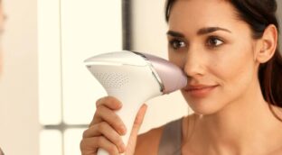 La depiladora de luz pulsada Philips que lo está petando en España ahora tiene 200€ ¡solo en El Corte Inglés!