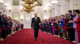 España mantiene la línea dura con Putin: no envía embajador a su jura ni al desfile militar