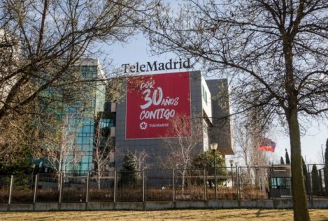 La Junta Electoral Central abre expediente a Telemadrid por un tweet sobre Pedro Sánchez