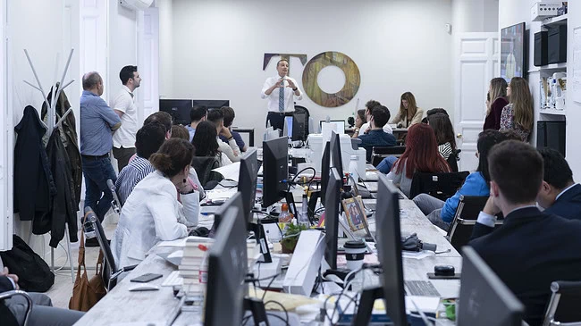 El Gobierno castiga a THE OBJECTIVE con cero euros en publicidad institucional