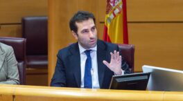 El Gobierno amenaza con vetar la opa hostil de BBVA sobre Sabadell por sus «efectos lesivos»
