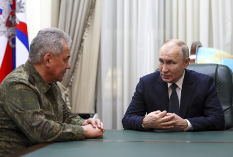 Putin releva a su ministro de Defensa en plena ofensiva en el norte de Ucrania