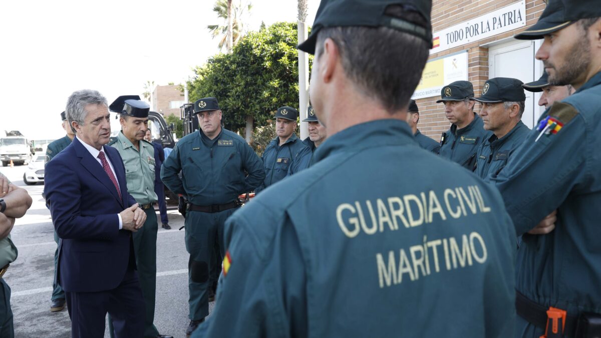 La Guardia Civil interviene seis embarcaciones y 11.400 kilos de hachís en la costa de Huelva