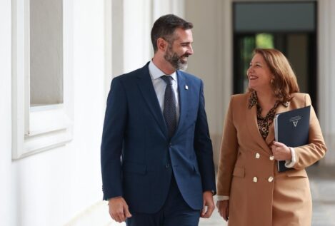 Fernández-Pacheco sustituye a Crespo al frente de Agricultura y Pesca en Andalucía