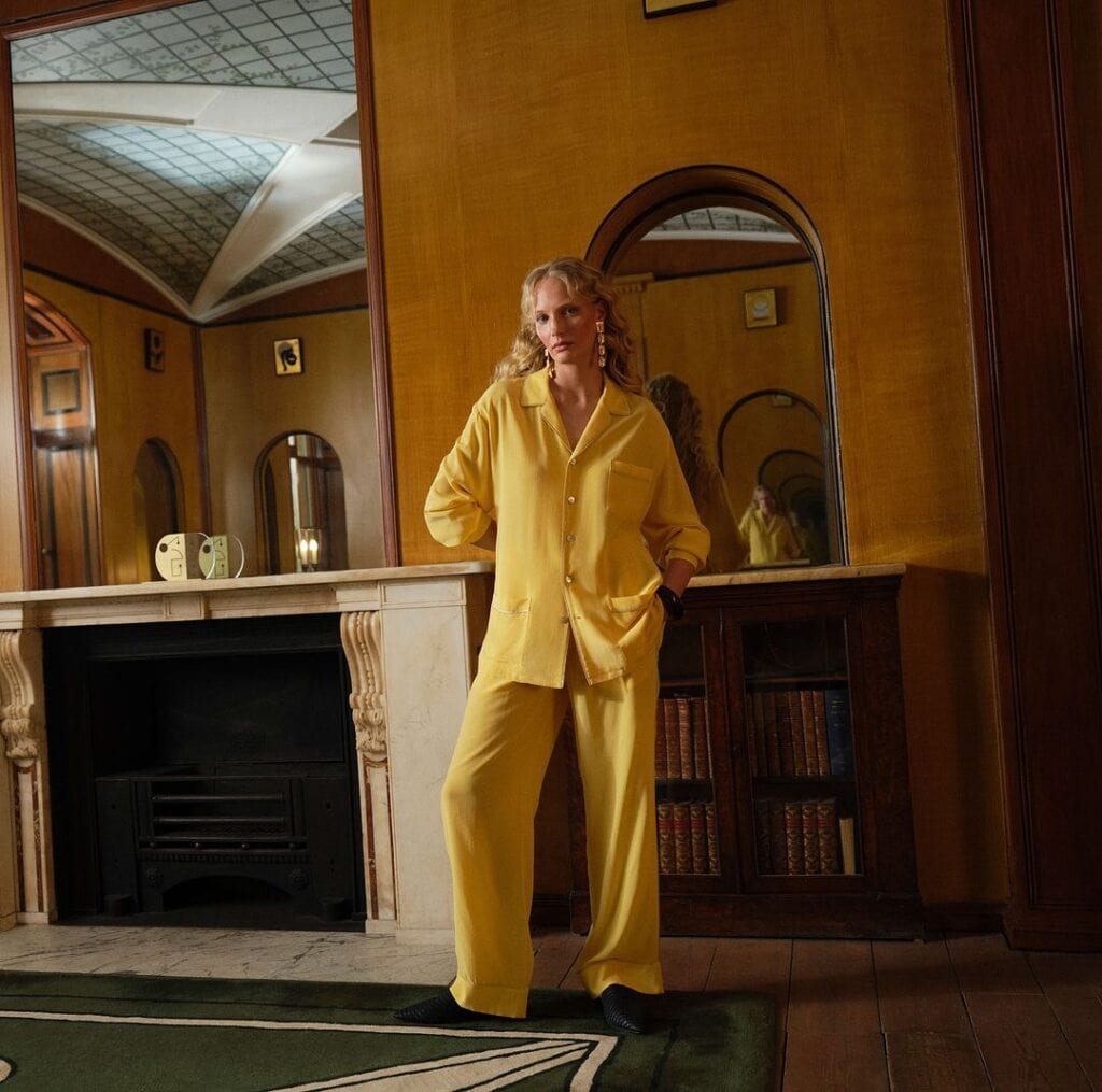 Pijama amarillo de Olivia Von Halle
