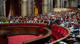 El nuevo presidente del Parlament elegirá entre Illa o Puigdemont el candidato a la investidura