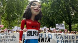 Nueva protesta sanitaria en Madrid contra Ayuso: «Sanidad de calidad, eso sí es libertad»
