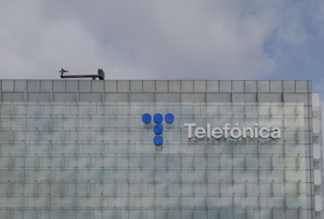 El Gobierno ya supera el 9% en Telefónica tras gastar 2.059 millones y roza su objetivo del 10%