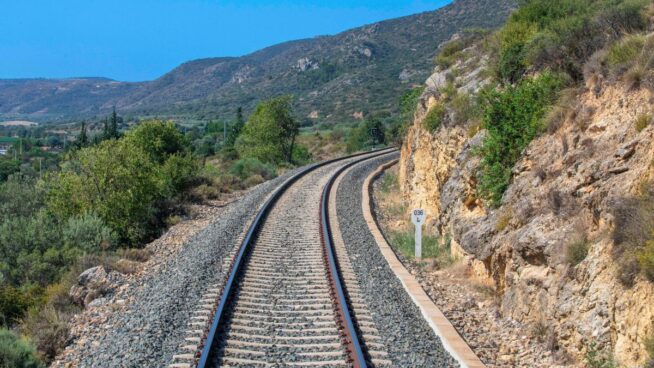 Un nuevo robo de cable afecta a la circulación de dos líneas de tren en Lérida