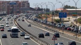 Un menor es perseguido en coche por la Policía Local y Nacional en la autovía A-7 (Málaga)