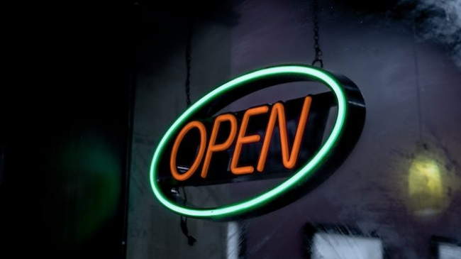 ¿Por qué algunos restaurantes se llenan y otros no?
