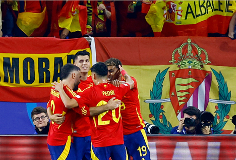 España confirma sus buenas sensaciones frente a Italia y pasa a octavos de la Eurocopa