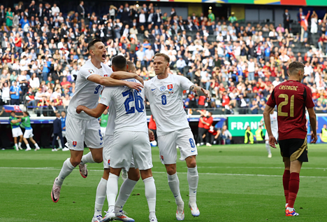 Bélgica se estrella contra Eslovaquia por culpa del nuevo balón inteligente en la Eurocopa