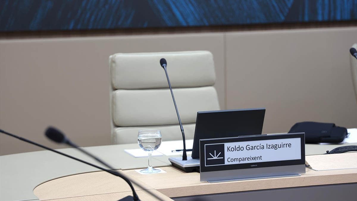 Koldo y Javier Hidalgo plantan al Parlamento balear en la comisión de las mascarillas
