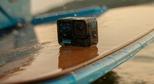 La GoPro que te acompañará en todas tus aventuras este verano está rebajadísima en Amazon
