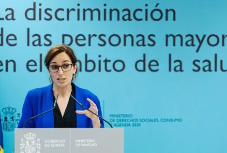 La familia de Mónica García cobra el bono social térmico pese a que ella dijo que renunciaría