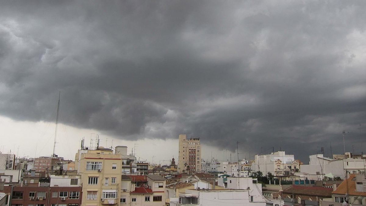 Nueve comunidades autónomas, en riesgo amarillo por lluvias y tormentas este lunes