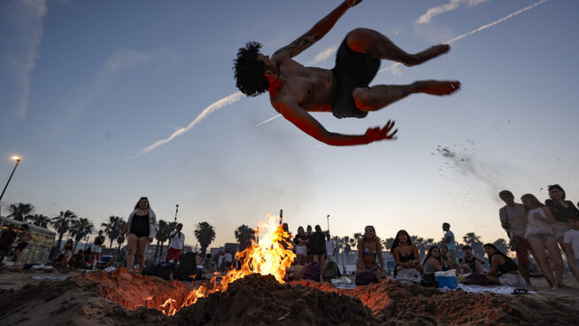 La noche de San Juan 2024, en imágenes