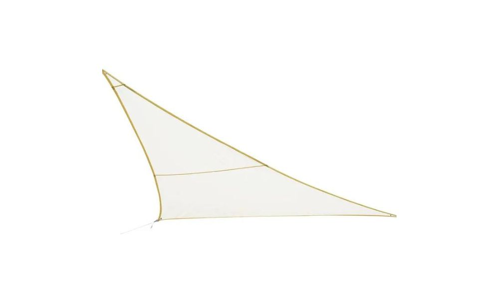 Toldo triangular de vela