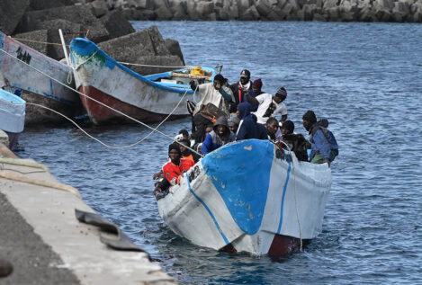 La llegada de inmigrantes a Canarias se ha disparado un 303% este año, según Frontex