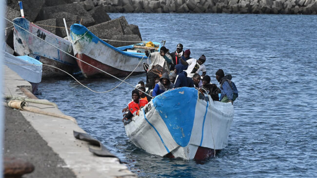 La llegada de inmigrantes a Canarias se ha disparado un 303% este año, según Frontex