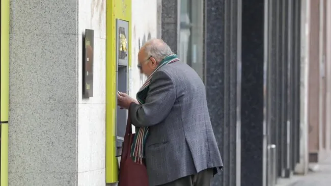 Los seis mayores bancos ganan el récord de 10.815 millones hasta marzo, un 27,42% más