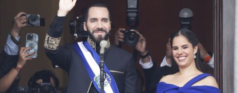 Bukele responde a España tras la no extradición de un pandillero: «¿Por qué quiere a uno más?»