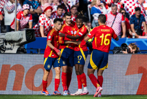 Una España con pegada brilla y barre por 3-0 a Croacia en su debut en la Eurocopa